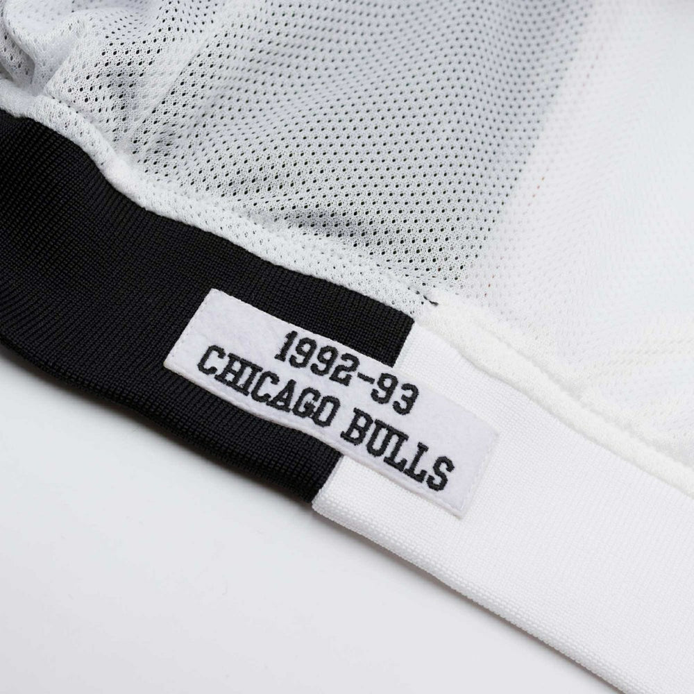 Chicago Bulls 1992-1993 Mitchell & Ness Authentic Warm Up NBA Jacket White Taass US