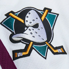 Teemu Selänne #8 Anaheim Mighty Ducks 1995-96 Premium Power Play NHL Jersey White Lifestyle
