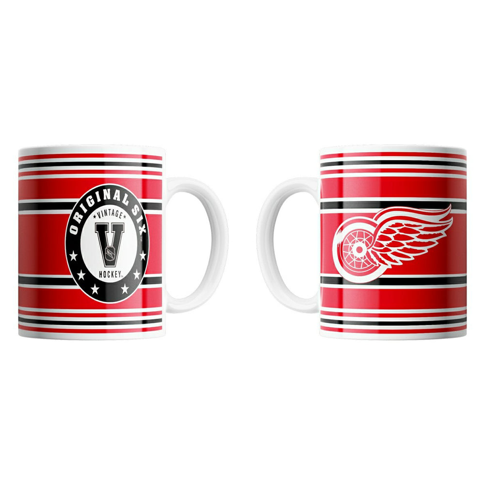 Detroit Red Wings Original Six Jumbo Mug (440 ml) Lifestyle