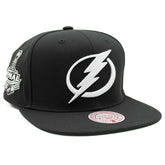 Tampa Bay Lightning 2021 Stanley Cup Mitchell & Ness Snapback NHL Cap Classic