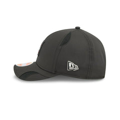 Atlanta Falcons 2025 NFL On-Field Sideline 9FORTY M-Crown Cap Black Lifestyle