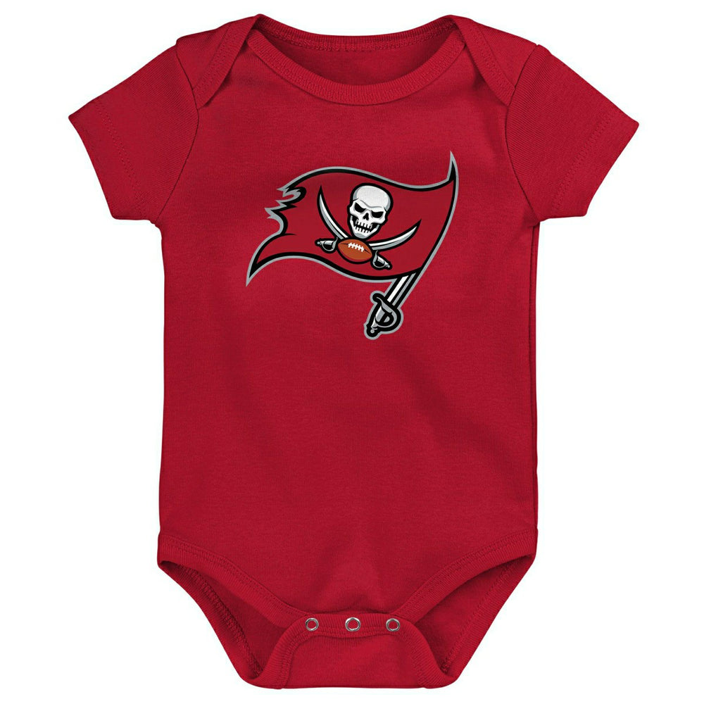 Tampa Bay Buccaneers Game On Creeper NFL Infant Bodysuit Set (3-Piece) Lifestyle