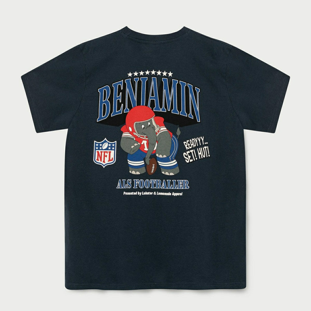 Benjamin als Footballer L&L ’94 Campus NFL T-Shirt Navy Lifestyle