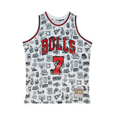 Toni Kukoč #7 Chicago Bulls Doodle Mitchell & Ness Swingman NBA Jersey Taass US