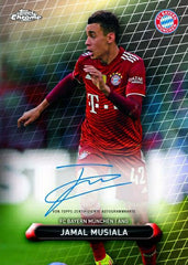 2022 Topps Chrome FC Bayern München Soccer (Fussball) Set Lifestyle
