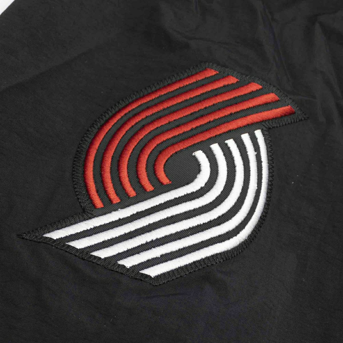 Portland Trail Blazers 1996-97 Authentic Warm Up Mitchell & Ness NBA Jacket Classic