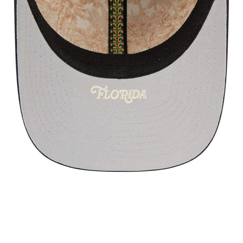 Atlanta Braves 2026 MLB Spring Training 39THIRTY M-Crown Flex Cap Red Lifestyle