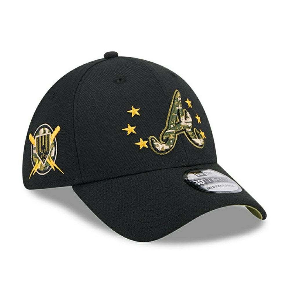 Atlanta Braves 2024 MLB Armed Forces New Era 39THIRTY Flex Cap Black Classic