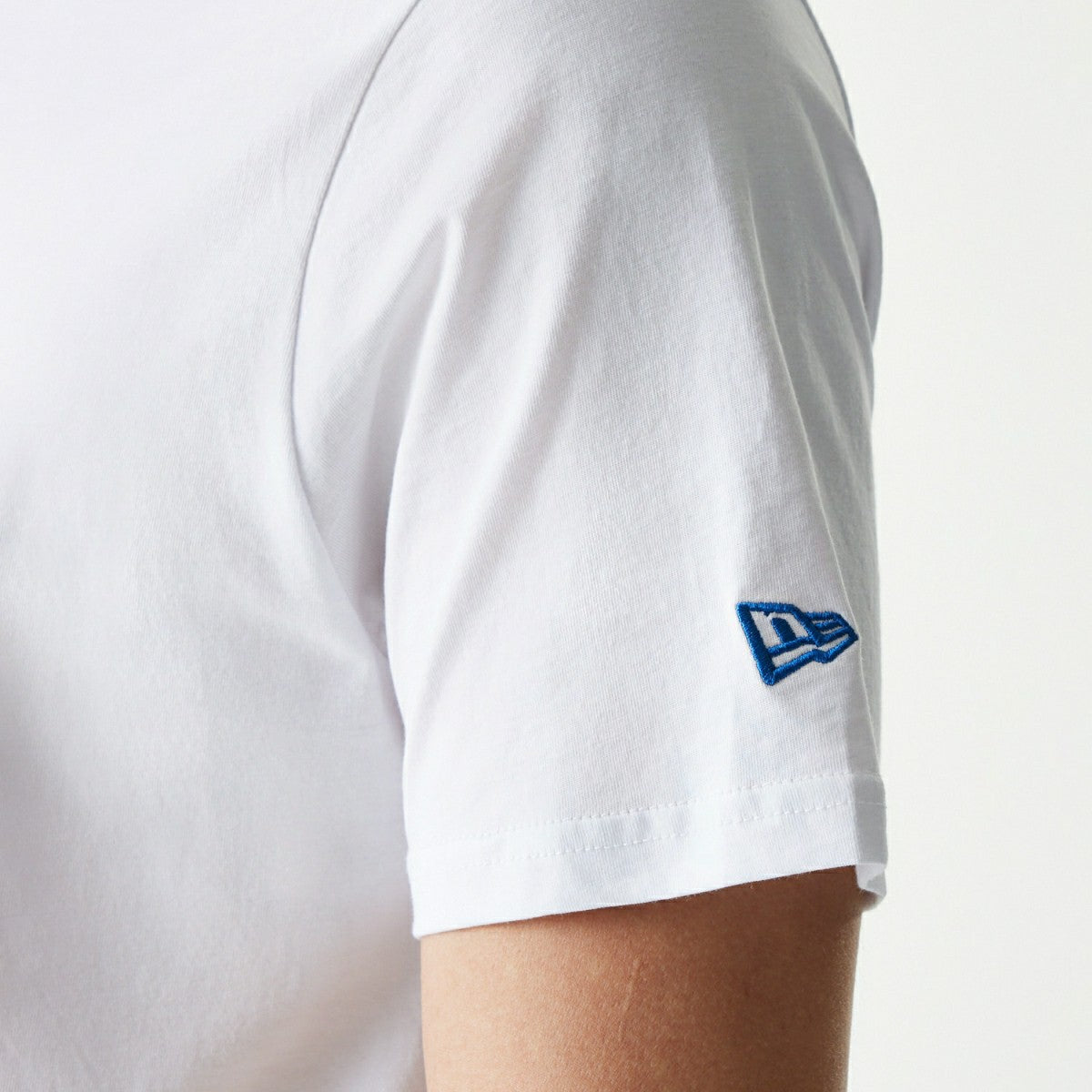 Chicago Cubs Team Logo New Era MLB T-Shirt White Taass sale