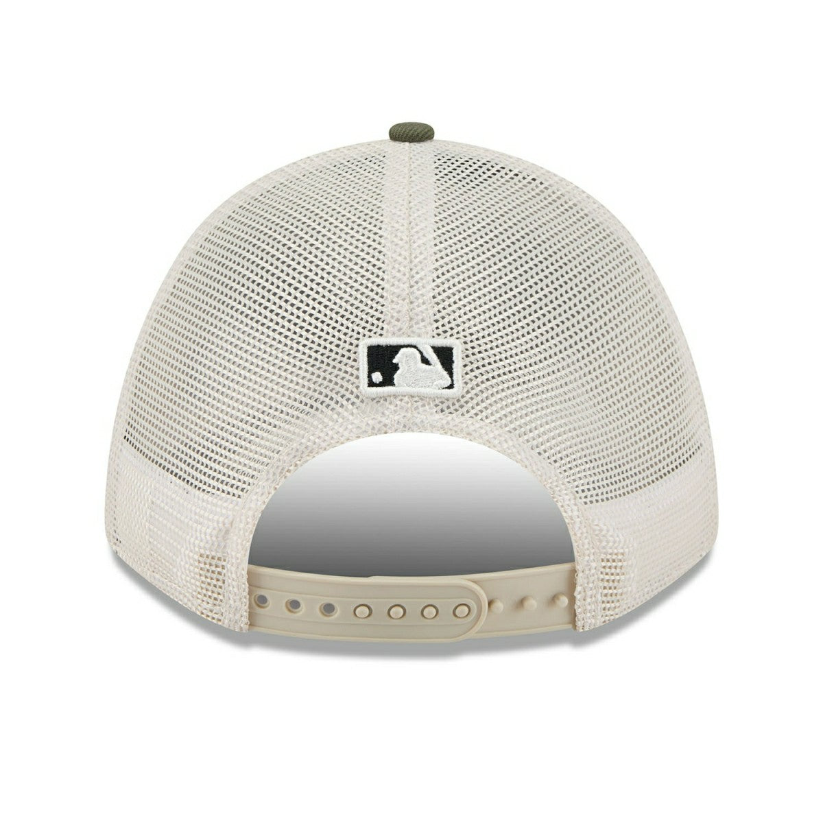 Cincinnati Reds 2025 MLB Armed Forces 9FORTY M-Crown A-Frame Snapback Cap Fashion