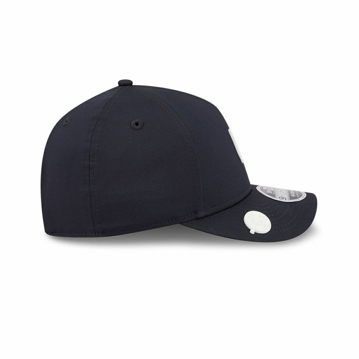 New York Yankees 2026 MLB Clubhouse 9FORTY M-Crown A-Frame Snapback Cap Taass sale
