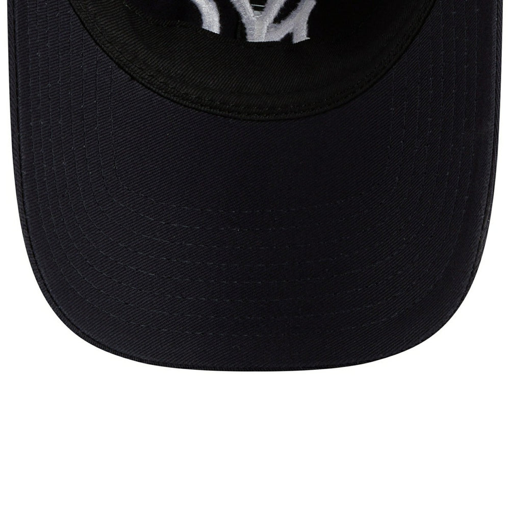 New York Yankees MLB Spring Training Colours 9TWENTY Adjustable Cap Navy Lifestyle