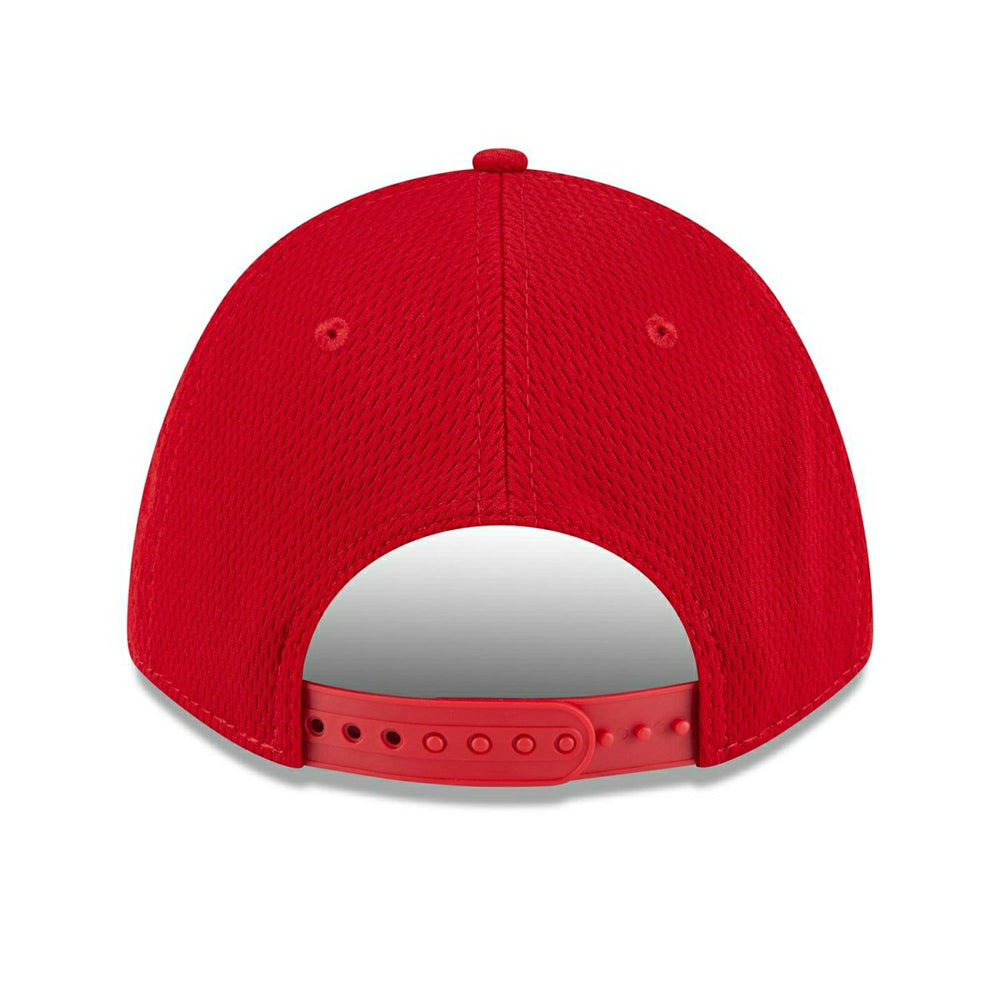 Philadelphia Phillies 2025 MLB Clubhouse 9FORTY M-Crown Snapback Cap Red Lifestyle