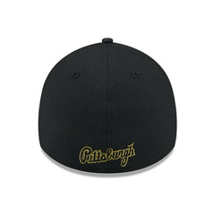 Pittsburgh Pirates 2024 MLB Armed Forces New Era 39THIRTY Flex Cap Black Lifestyle