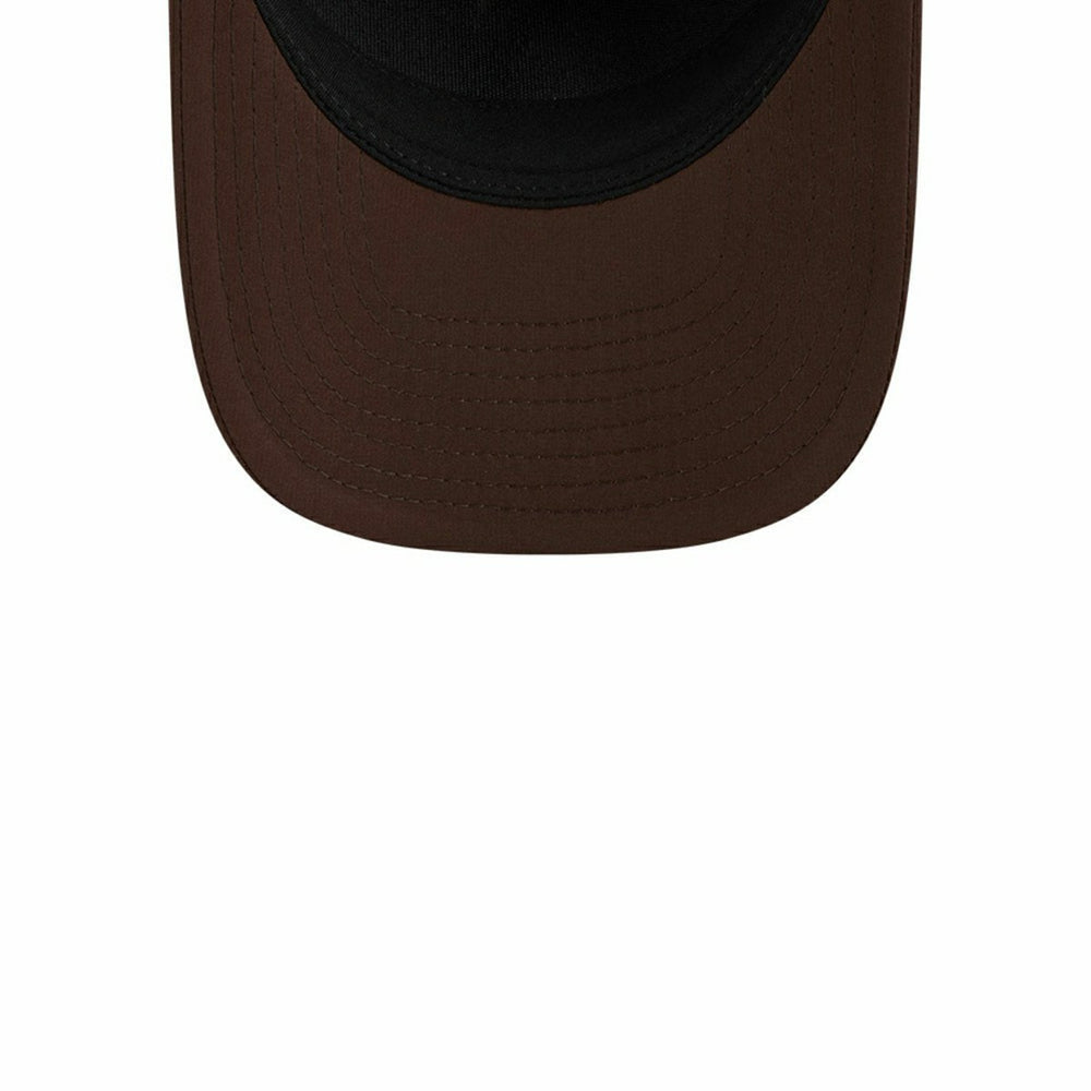 San Diego Padres 2026 MLB Clubhouse 9FORTY M-Crown A-Frame Snapback Cap Lifestyle