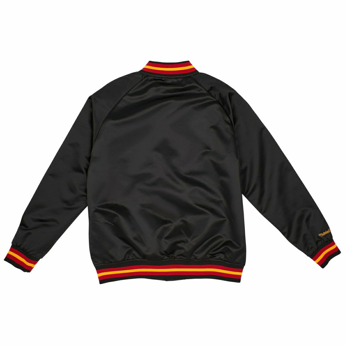 Atlanta Hawks Mitchell & Ness Lightweight Satin NBA Jacket Black Lifestyle