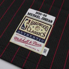 Michael Jordan #23 Chicago Bulls 1995-96 Authentic NBA Jersey Pinstripe Classic