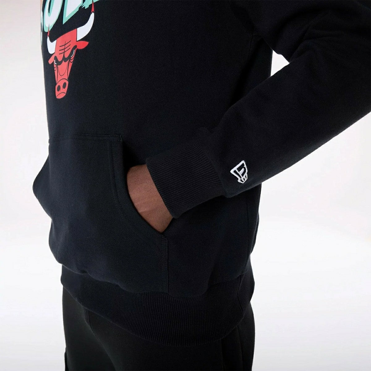 Chicago Bulls Block Graphic New Era Oversized NBA Hoodie Black Taass US