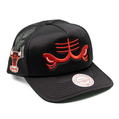 Chicago Bulls NBA Logo Remix Mitchell & Ness Trucker Cap Green Fashion