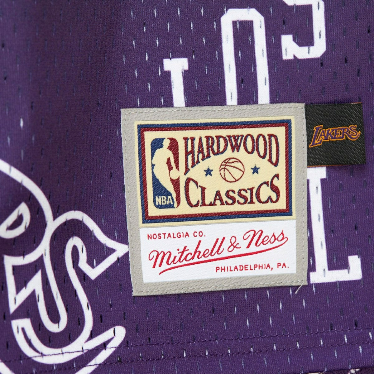 Los Angeles Lakers Mitchell & Ness Destination Leisure Button Up NBA Shirt Classic