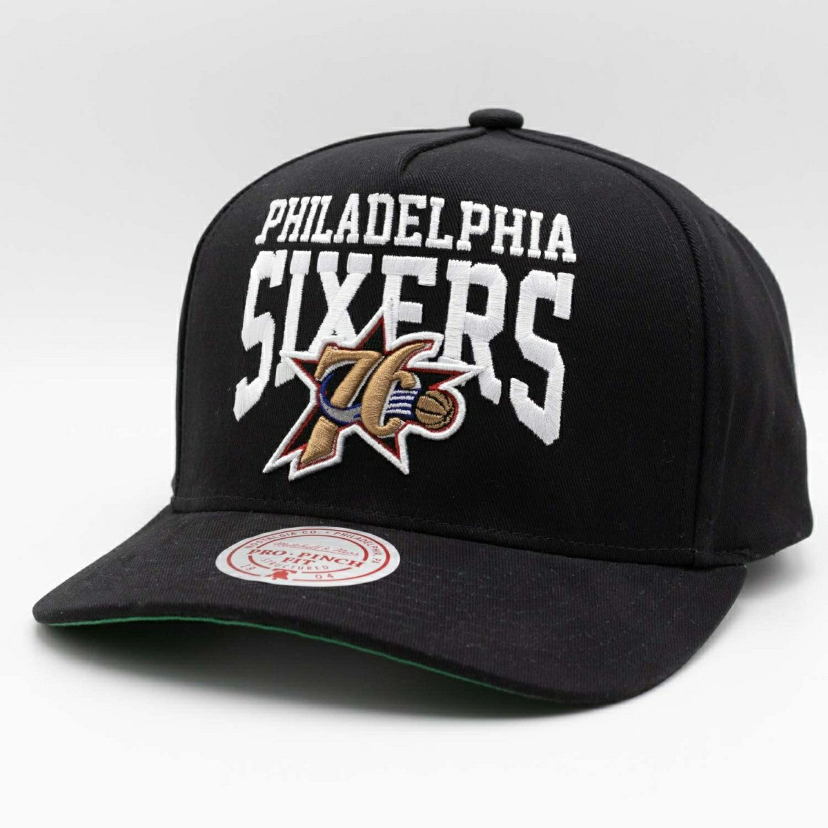 Philadelphia 76ers Big Time Mitchell & Ness Pro Pinch Snapback NBA Cap Taass sale