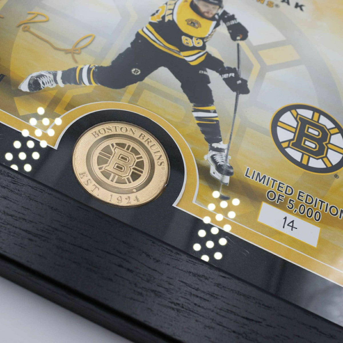 David Pastrnak Boston Bruins Bronze Coin Framed NHL Photo Fashion