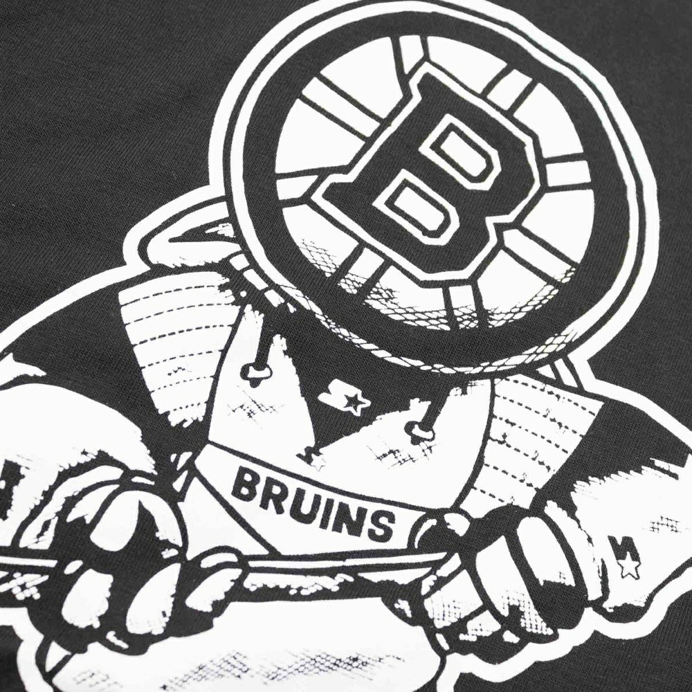 Boston Bruins Starter BLACK ICE NHL T-Shirt Fashion