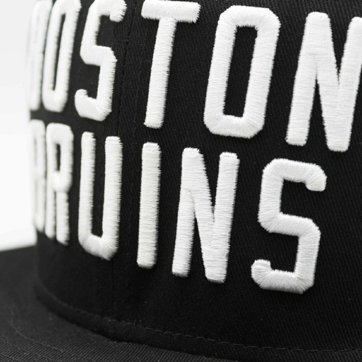 Boston Bruins Starter BLACK ICE Snapback NHL Cap Lifestyle