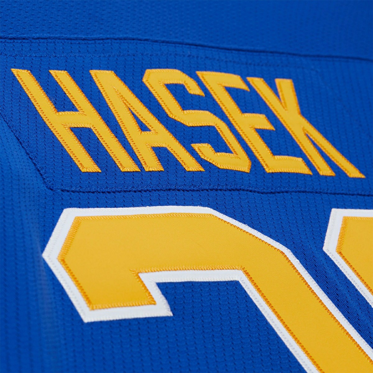 Dominik Hašek #39 Buffalo Sabres 1995-96 Premium Power Play NHL Jersey Blue Fashion