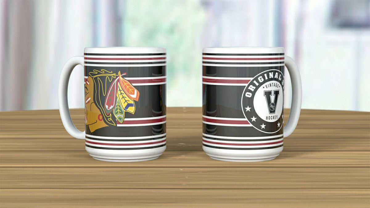 Chicago Blackhawks Original Six Jumbo Mug (440 ml) Lifestyle