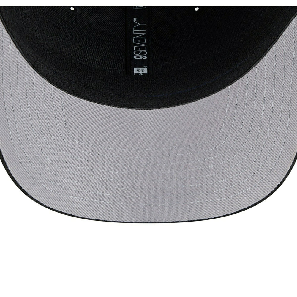 Chicago Blackhawks NHL Stated 9SEVENTY Stretch-Snap Cap Black Lifestyle