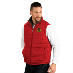 Chicago Blackhawks G-III NHL Reversible Sherpa Winter Vest Lifestyle