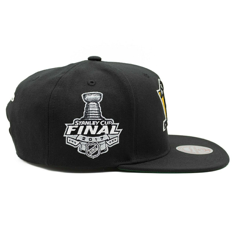 Pittsburgh Penguins 2017 Stanley Cup Mitchell & Ness Snapback NHL Cap Classic