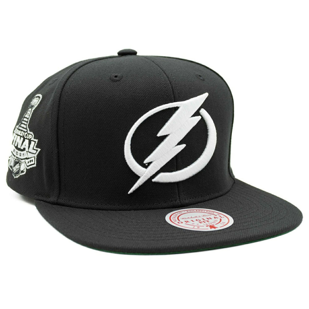 Tampa Bay Lightning 2021 Stanley Cup Mitchell & Ness Snapback NHL Cap Classic