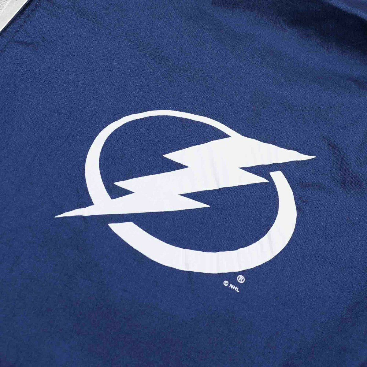 Tampa Bay Lightning Undeniable Mitchell & Ness NHL Windbreaker Jacket Taass sale