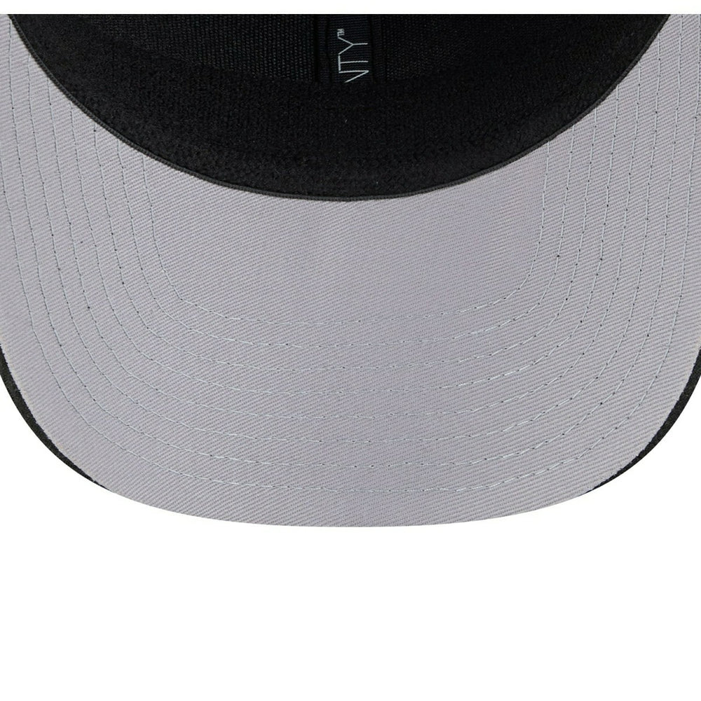 Vancouver Canucks Historic Logo NHL Stated 9SEVENTY Stretch-Snap Cap Black Lifestyle