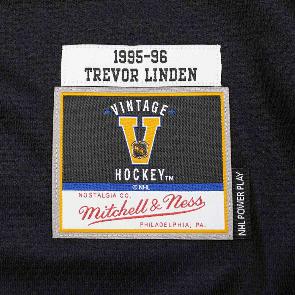 Trevor Linden #16 Vancouver Canucks 1995-96 Premium Power Play NHL Jersey Red Taass US