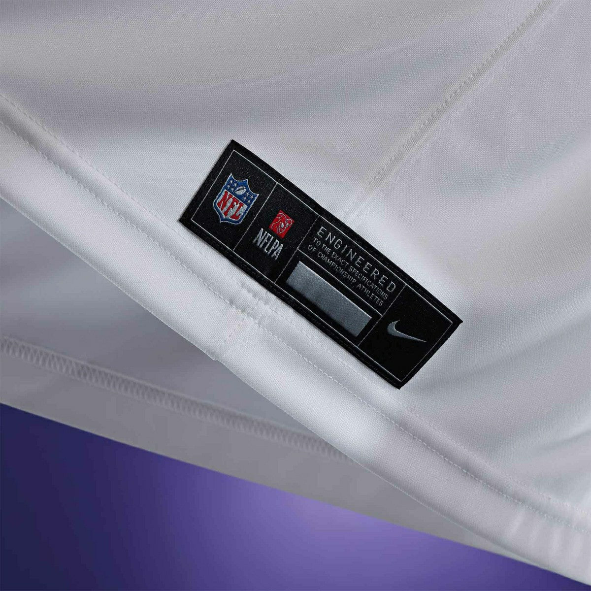 Lamar Jackson #8 Baltimore Ravens Sewn Down Limited NFL Jersey White Classic