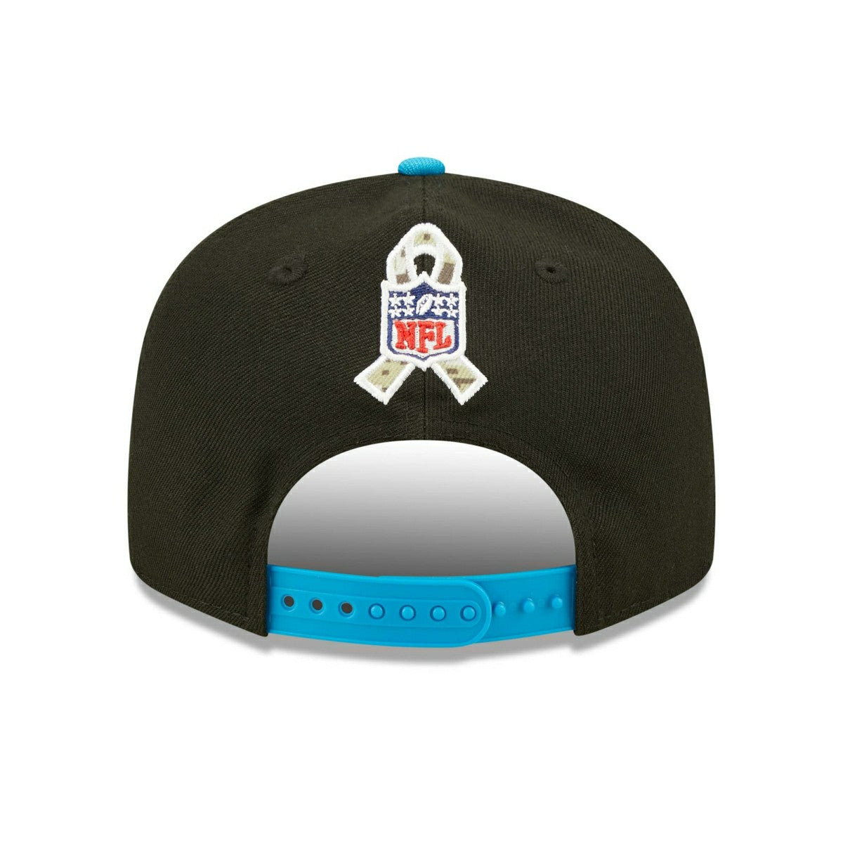 Carolina Panthers 2022 NFL On-Field Salute to Service New Era 9FIFTY Snapback Cap Lifestyle