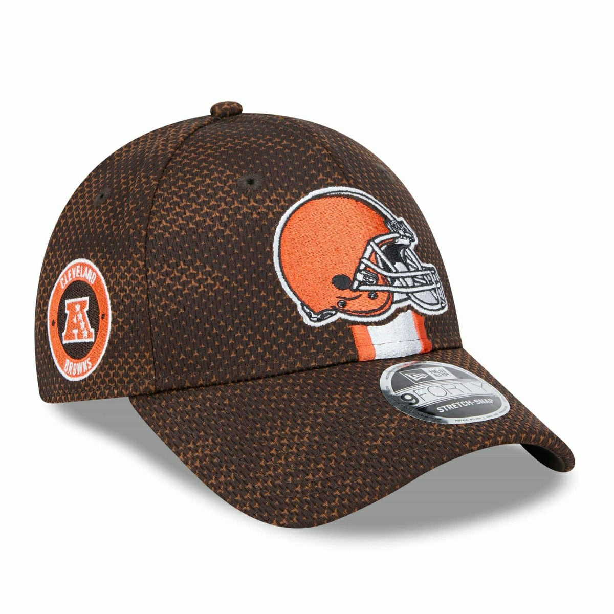 Cleveland Browns 2024 NFL Sideline New Era Stretch-Snap 9FORTY Cap Brown Taass sale