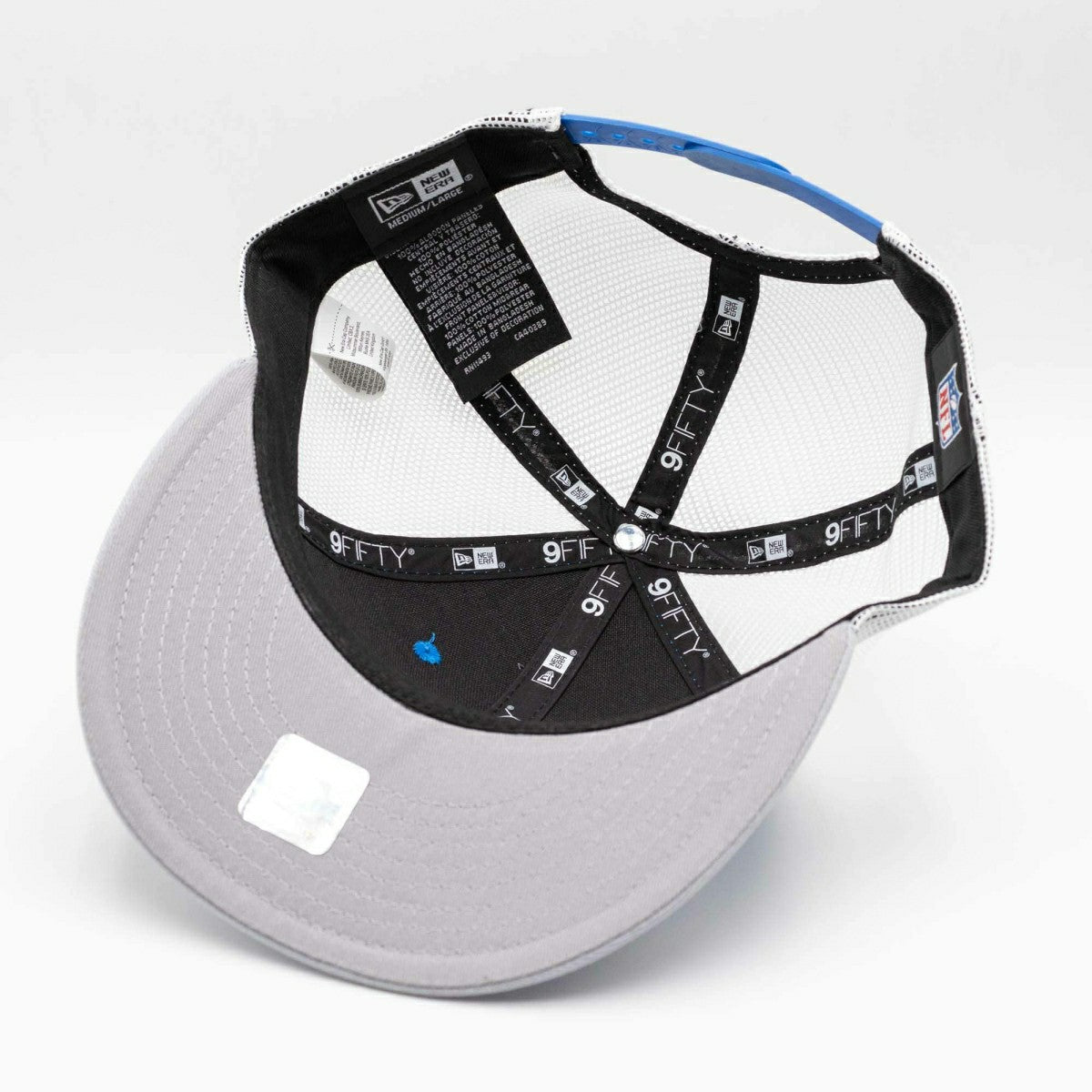 Detroit Lions Patch Trucker New Era Low Profile 9FIFTY Snapback Cap Lifestyle
