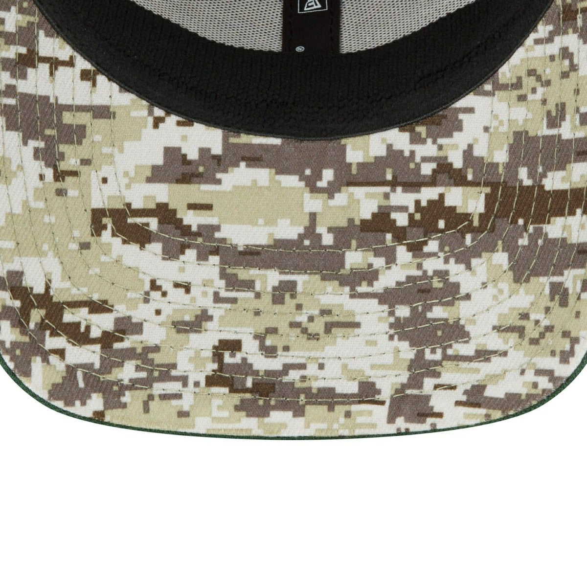 Green Bay Packers 2022 NFL On-Field Salute to Service New Era 39THIRTY Flex Cap Fashion