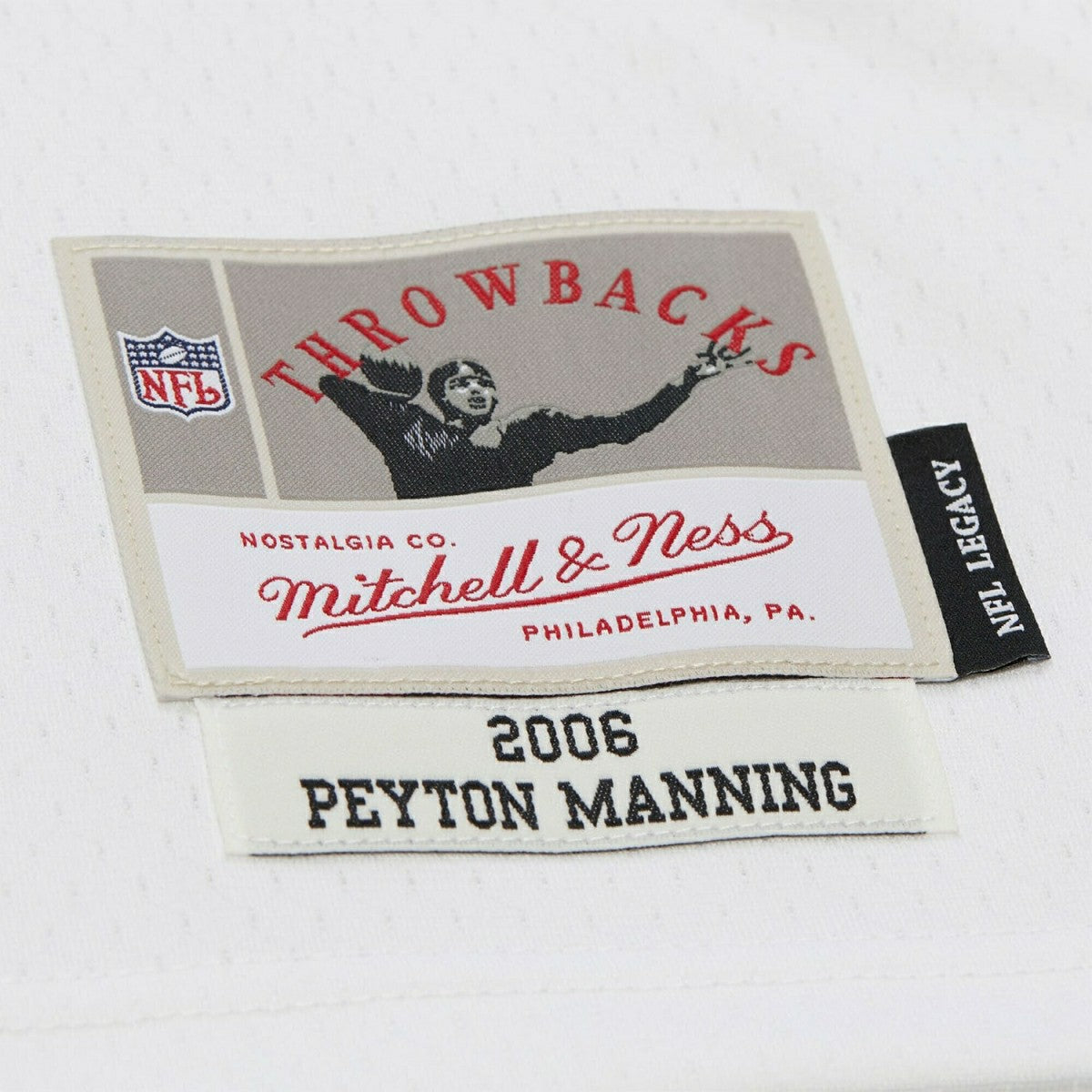 Peyton Manning #18 Indianapolis Colts 2006 Throwback NFL Jersey White Classic