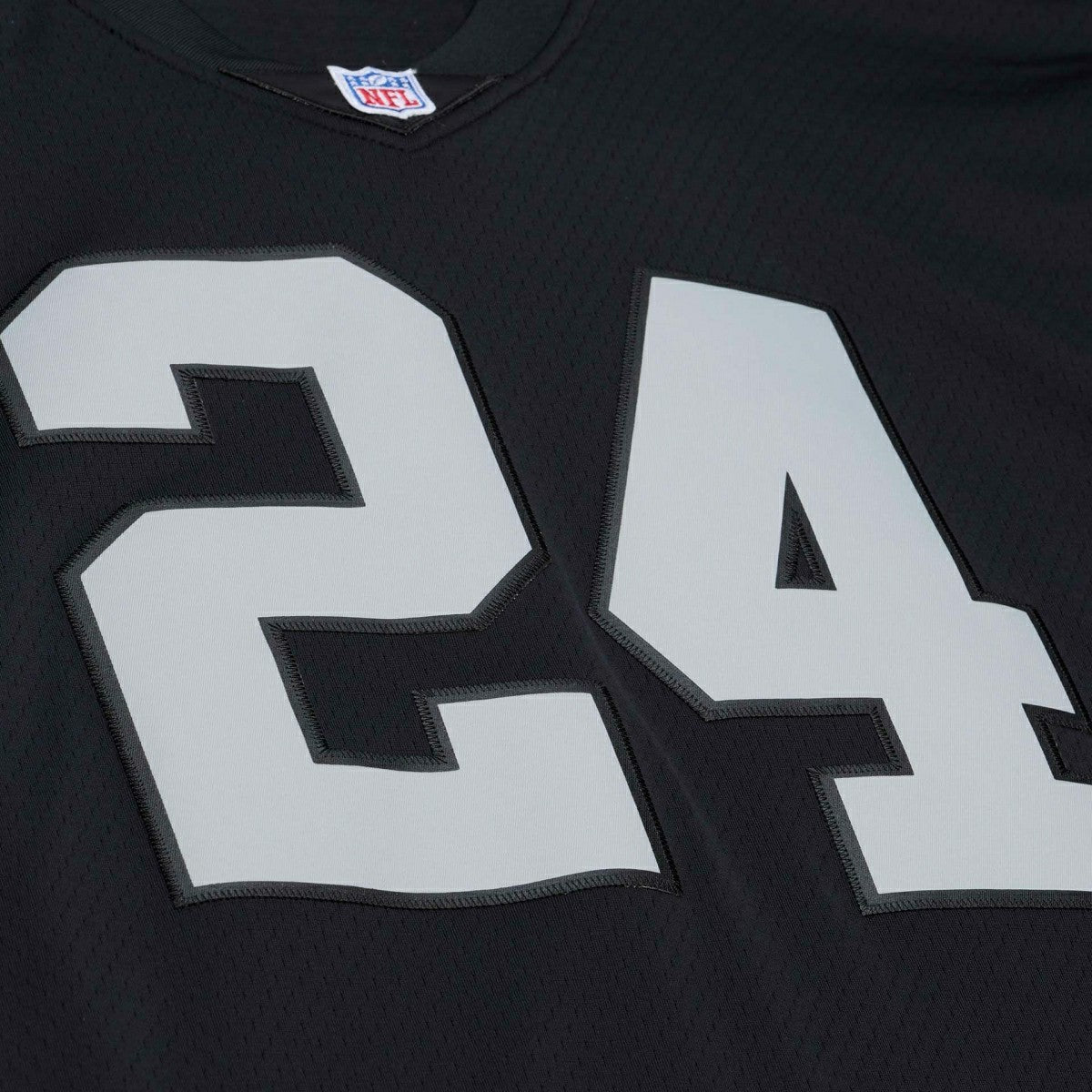 Marshawn Lynch #24 Oakland Raiders 2017 Legacy Throwback NFL Jersey Black Taass for sale