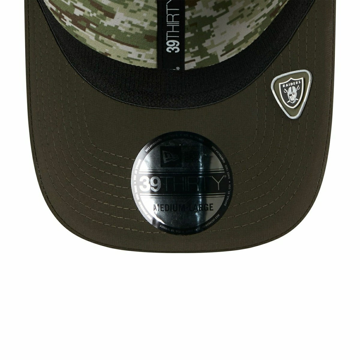 Las Vegas Raiders 2025 NFL Salute to Service 39THIRTY Flex Cap Olive Taass sale