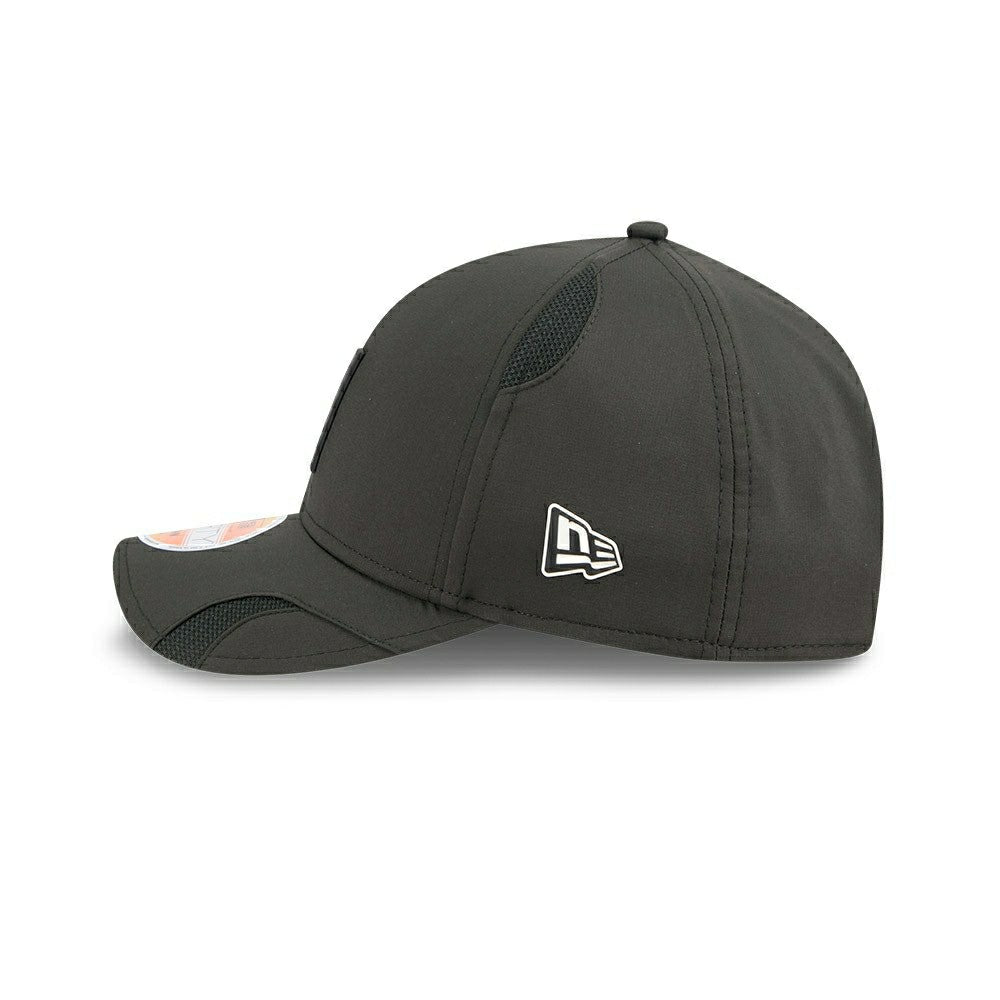 Las Vegas Raiders 2025 NFL On-Field Sideline 9FORTY M-Crown Cap Black Taass US