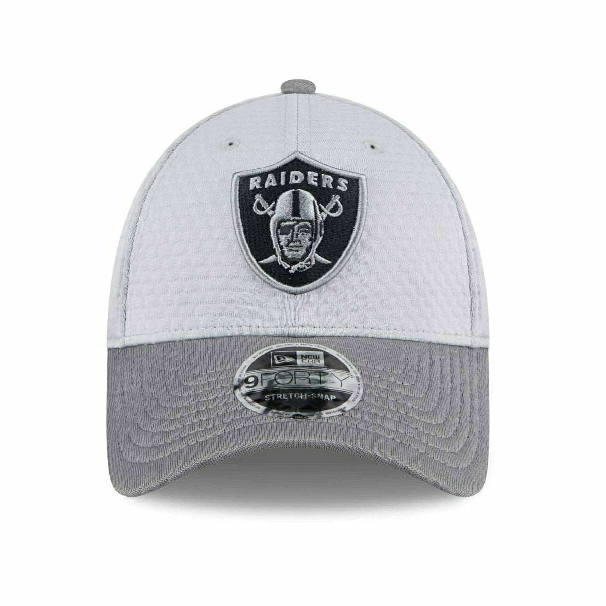 Las Vegas Raiders 2024 NFL Training Camp New Era Stretch-Snap 9FORTY Cap Gray Lifestyle