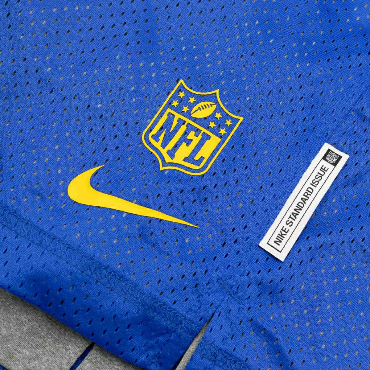 Los Angeles Rams 2025 NFL Sideline Reversible Mesh Nike Dri-FIT Shorts Blue Taass for sale