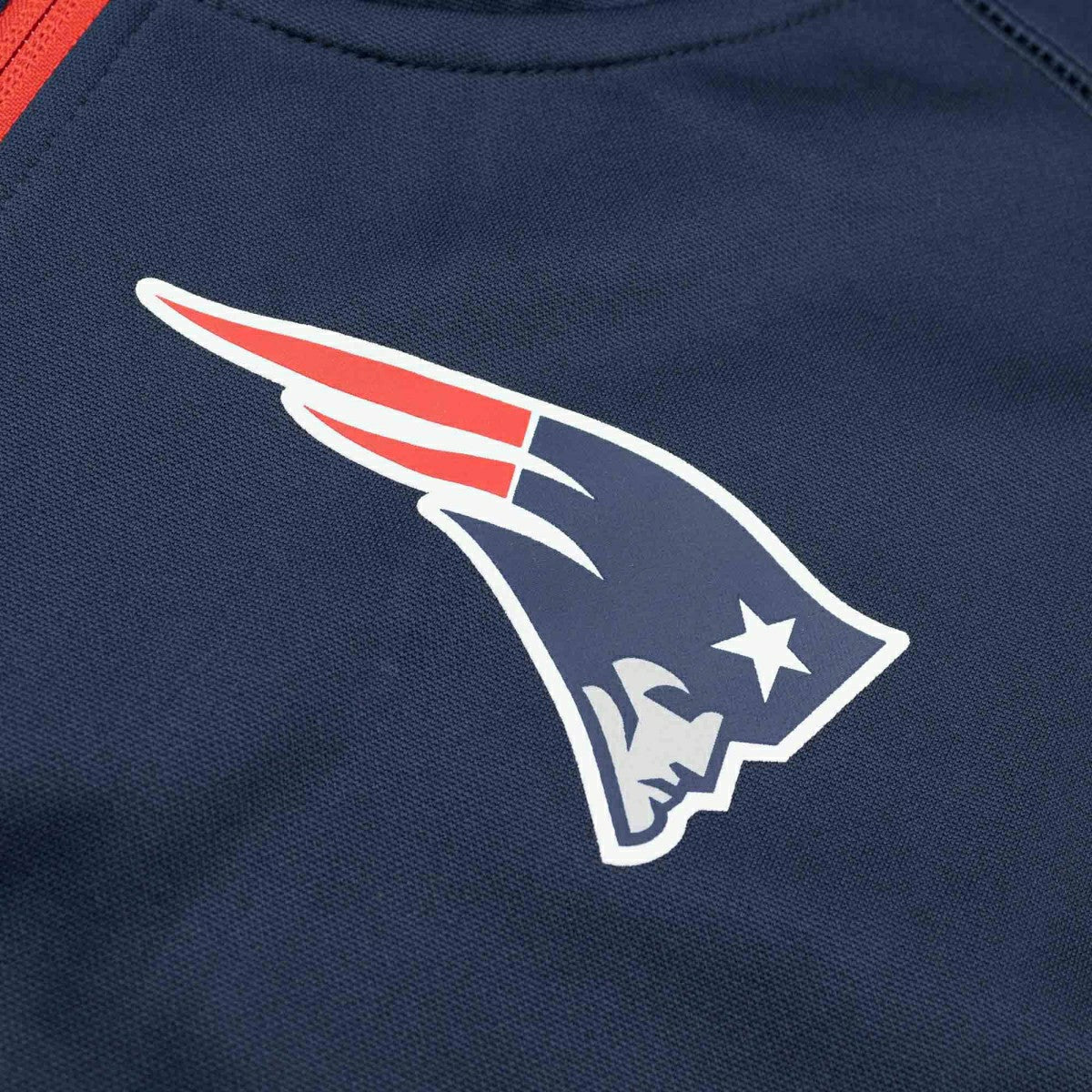 New England Patriots Two-Tone Nike Therma NFL Full-Zip Hoodie Lifestyle