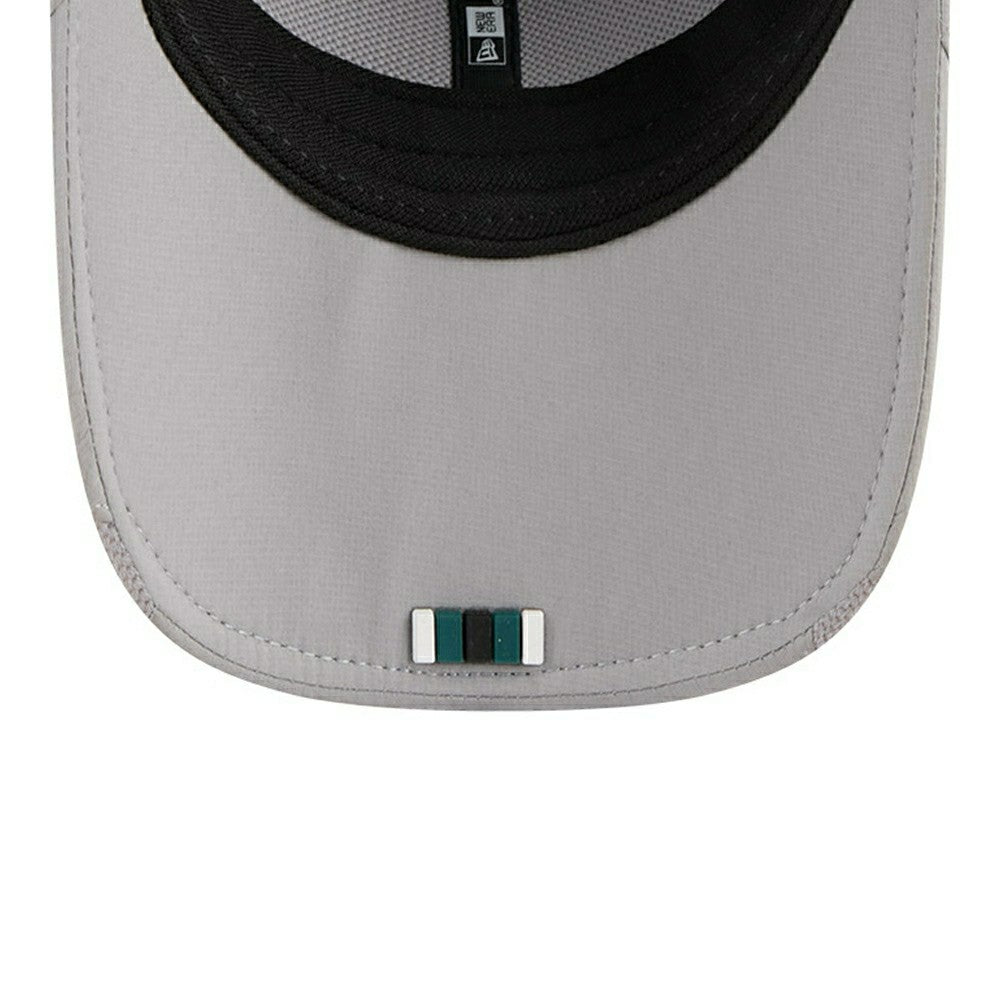 Philadelphia Eagles 2025 NFL On-Field Sideline 9FORTY M-Crown Cap CW Grau Classic